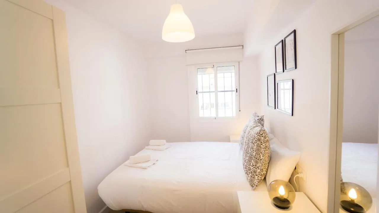 Rentalsevilla Tadeo Soler 0*, إشبيلية
